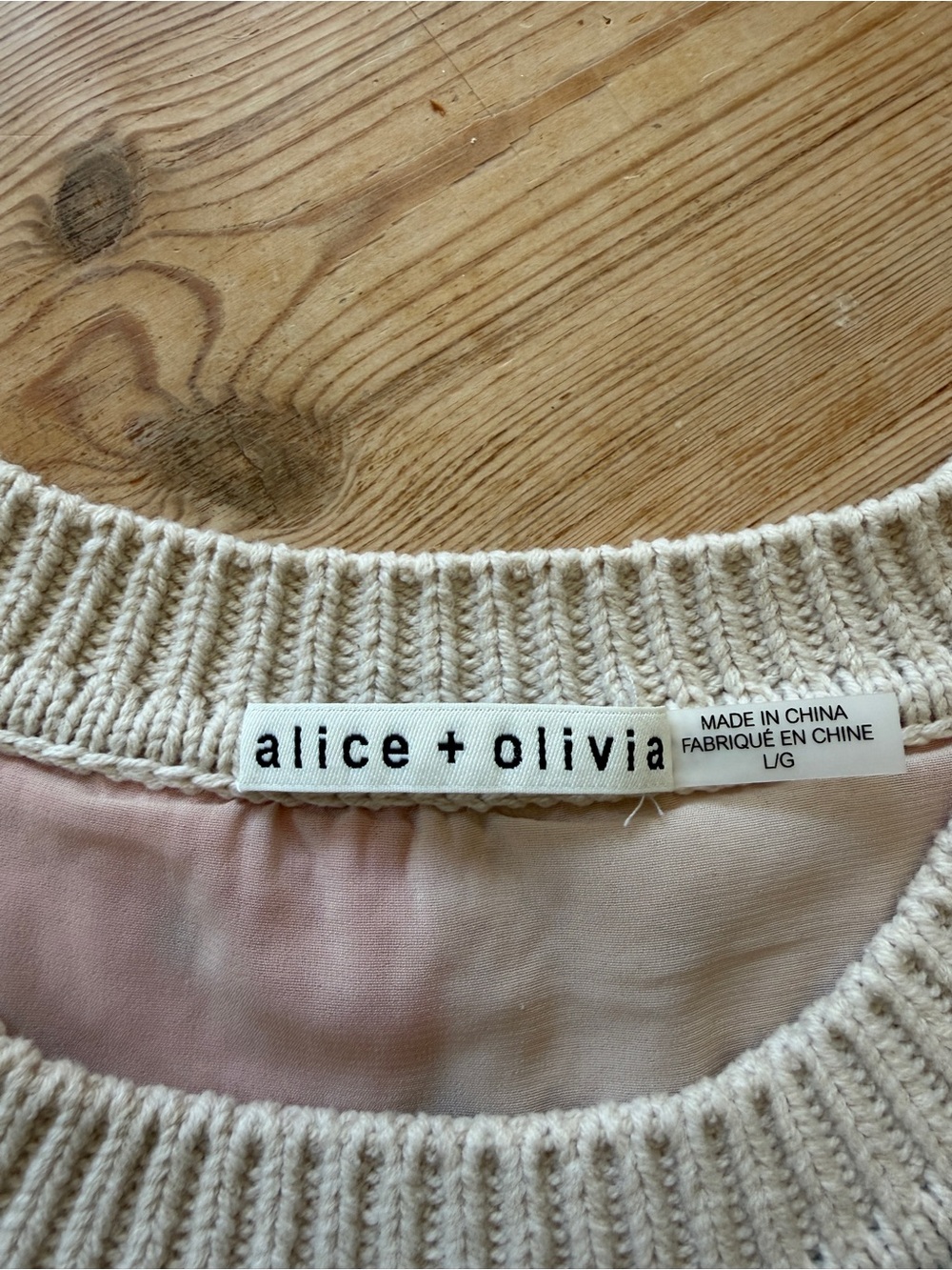 Alice + Olivia Cream Ribbed Knit Top - Picture 2 of 5
